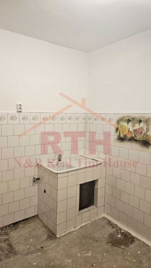 Oferim spre vânzare Apartament cu 2 camere decomandat - zona Lipovei - imagine 8