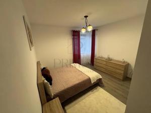 Apartament 3 camere - Centrala Proprie - Giroc - imagine 3