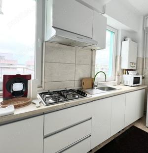 Mamaia - Apartament situat la 50 m de plaja - imagine 4