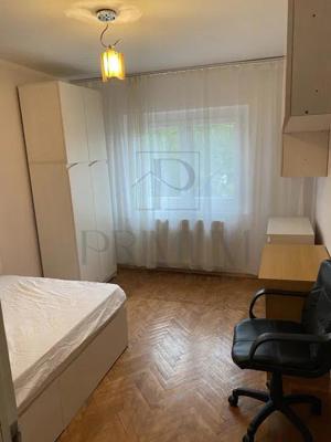 Apartament 2 camere - Zona Lipovei - Centrala Proprie - Decomandat - imagine 4