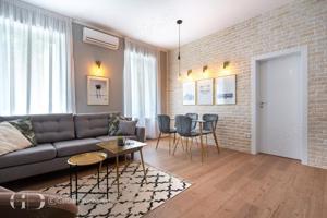 Apartament pe Calea Victoriei lângă Parc Cișmigiu Airbnb Regim Hotelier - imagine 4