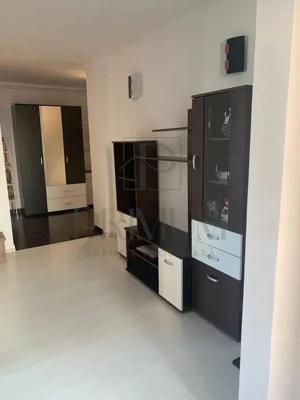 Apartament 2 camere - Decomandat - Centrala Proprie - imagine 3