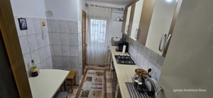 Apartament 3 camere complet renovat - imagine 7