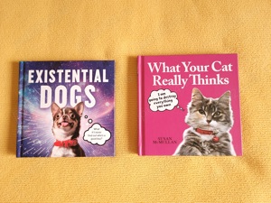 Set 2 carti ilustrate despre caini si pisici - in engleza