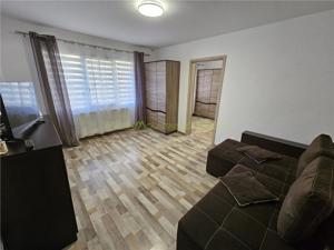 Apartament renovat zona Calea Bucuresti - imagine 3