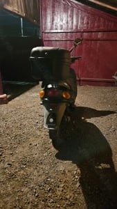 Vând scuter Daelim de 50 cc.Dețin acte la el!! - imagine 3