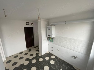 Vând apartament str botizului 60 mp etaj4  - imagine 5