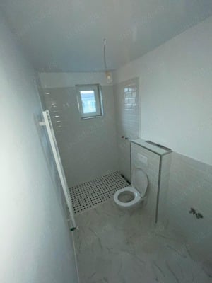 Vând apartament str botizului 60 mp etaj4  - imagine 8