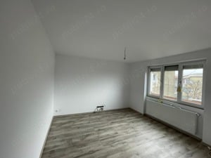 Vând apartament str botizului 60 mp etaj4  - imagine 2