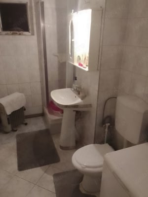 De închiriat apartament cu 2 camere etaj 1 zona Bou Roșu  - imagine 4