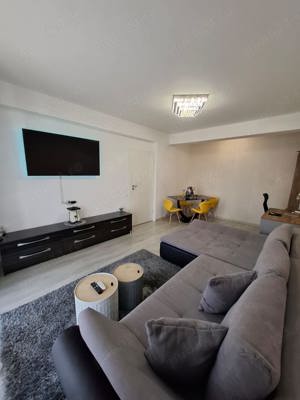 Apartament Mobilat Modern - 2 camere - decomandat - BERCENI - Grand Arena - imagine 2