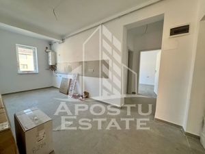 Apartament cu 2 camere etaj intermediar bucatarie separata zona Lidl. - imagine 7