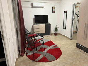 Închiriez apartament  - imagine 4