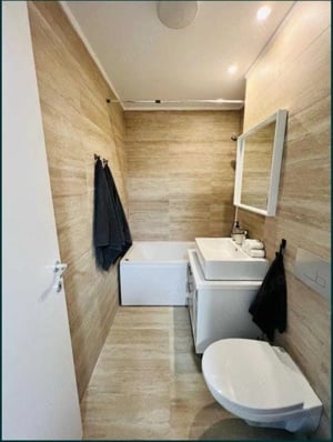 Vând apartament cu 2 camere Cosmopolis  - imagine 7