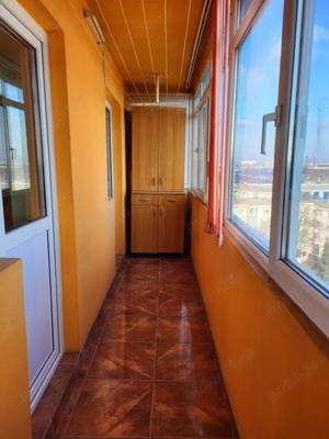 Vanzare apartament 3 camere Bld. Bucuresti 70mp util - imagine 2