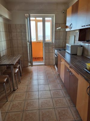 Vanzare apartament 3 camere Bld. Bucuresti 70mp util - imagine 6