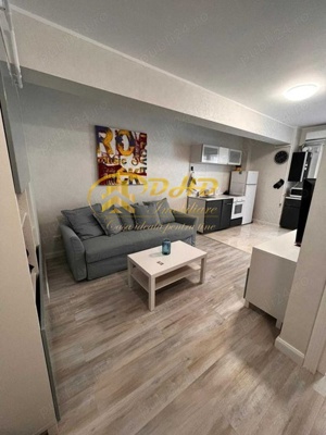 2 camere, Royal Town - imagine 7