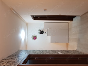 Proprietar apt  2 cam. modern cu costuri mici utilitati 1 bed apart - imagine 3