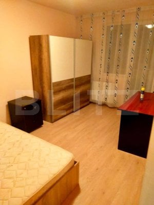 Apartament o camera, decomandat, zona Teilor - imagine 3