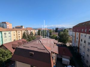 Apartament cu 4 camere (3balcoane, 2 bai) - Luptei - Milea , Sibiu - imagine 6