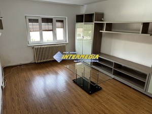 Apartament 3 camere 68 mp decomandat etaj 1 de vanzare in Cetate zona Mercur  - imagine 16