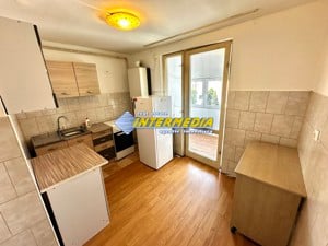 Apartament 3 camere 68 mp decomandat etaj 1 de vanzare in Cetate zona Mercur  - imagine 11