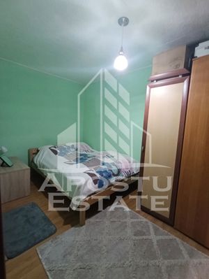 Apartament 3 camere, centrala proprie, mobilat si utilat, zona Sagului - imagine 3