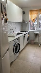 Inchiriez apartament 3 camere confort 1 decomandat zona Berceni , Piata Covasna  - imagine 3