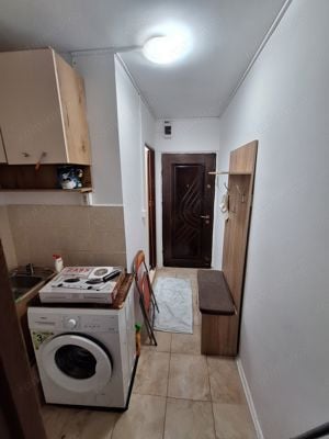 180 euro!!!Garsoniera la parter Zona Complexul Studentesc - imagine 3