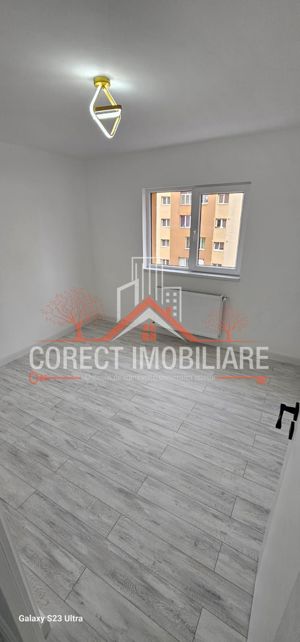 Apartament decomandat zona centrala C.M Modern - imagine 6