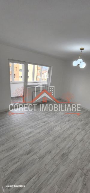 Apartament decomandat zona centrala C.M Modern - imagine 7