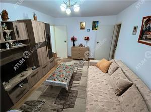 Apartament renovat cu 2 camere balcon si pivnita in Sibiu - imagine 3