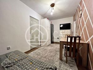 Apartament de închiriat cu 3 camere în zona Velența, Oradea - imagine 2