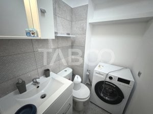 Apartament decomandat 3 camere 2 bai 2 balcoane etaj 3 Strand Sibiu - imagine 9