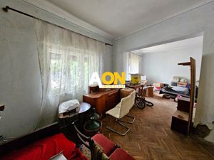 Casa veche, 5 camere, 287 mp teren, zona Prefectura. Necesita renovare - imagine 5