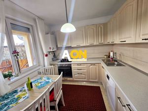 Apartament 3 camere, 75 mp utili, cu terasa 48 mp, boxa 23 mp, Cetate - imagine 6