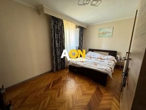 De vanzare apartament 3 camere, Cetate, zona B-dul Transilvaniei - imagine 3