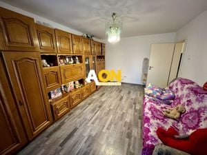 Apartament cu 3 Camere, Etaj intermediar, Ampoi 2 - imagine 2