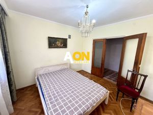 Apartament cu 3 Camere, Etaj 2, Decomandat, Zonă Ultracentrală - imagine 3