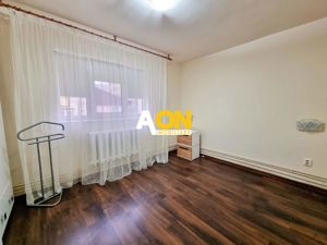 Apartament cu 2 dormitoare, renovat, mobilat, parter inalt, Cetate - imagine 5