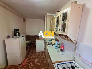 Apartament cu 1 Camera Semidecomandat, 34 mp, Etaj 3, Zona Cetate - imagine 3