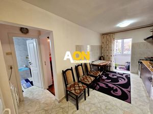 Apartament 2 camere, etaj 3,  mobilat utilat, zona Kaufland Cetate - imagine 3