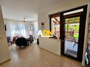 1/2 Duplex mobilat, utilat, 4 camere, pivnita, 200 mp teren - imagine 4