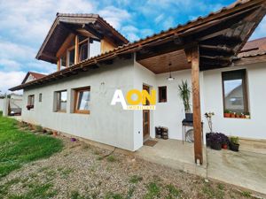 Casa cu 5 camere, 868 mp teren, ideala pt. 2 familii, zona Valea Popii - imagine 3