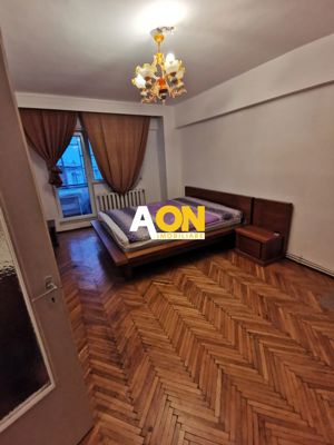 Apartament cu 3 Camere, Etaj Intermediar, Zona Parc Cetate