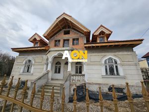 Conac boieresc în zona centrală a municipiului Alba Iulia - imagine 3