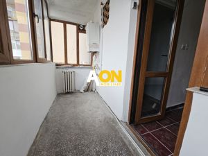 Apartament 3 camere, 78 mp utili, etaj 4 + pod + boxa 7 mp, Cetate - imagine 4