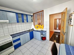 Apartament 3 camere, decomandat, Cetate, zona Kaufland - imagine 5