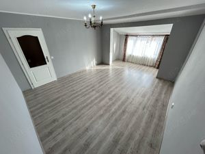 2 Cam-Sagului-67 MP-1 Min Shopping City- 2 Balcoane-Centrala-Mobilat-78.000 Euro ! - imagine 2