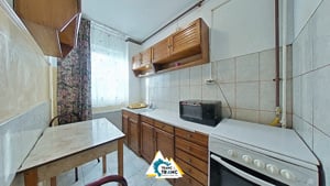 Apartament cu 2 camere, la etaj intermediar, la X-uri in Vlaicu - imagine 2